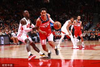 岁的年龄来 岁的年龄来