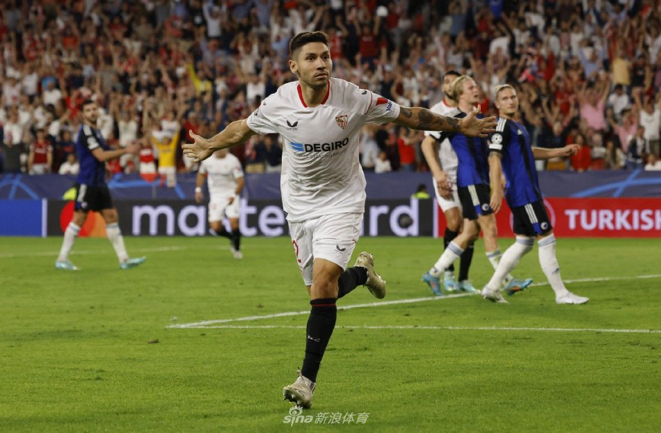 在百万人瞩 在百万人瞩